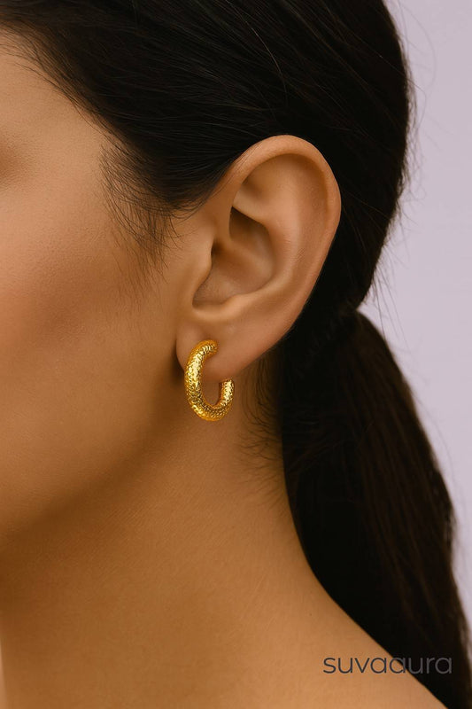 Hammered Gold Textured Hoop Earrings | Everyday Modern Style | Suvaaura