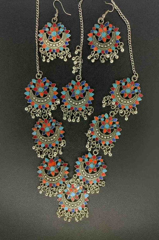 Handcrafted Oxidized Multicolor Floral Choker Necklace Set with Earrings & Maang Tikka – Bohemian Statement Jewelry