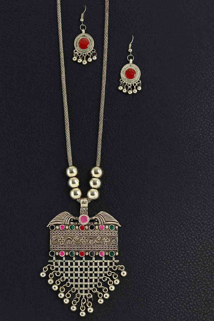 "Vintage silver-tone statement necklace with colorful stones and matching red stone drop earrings – ethnic bohemian jewelry set"