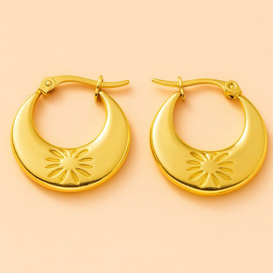 “Small gold plated hoops for women – Suvaaura”

