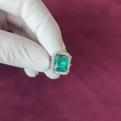 Adjustable Emerald Green Crystal Halo Ring